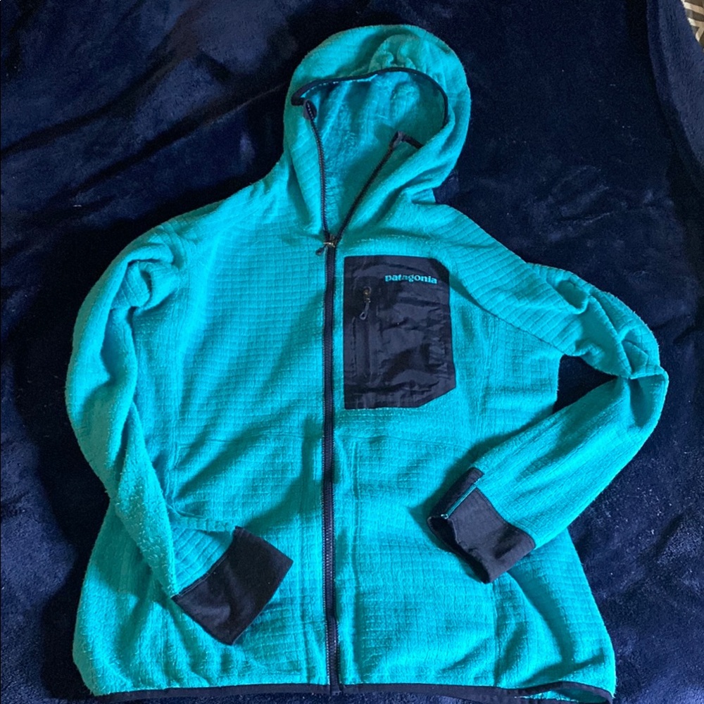 Patagonia Turquoise Hooded reversible zip up thermal